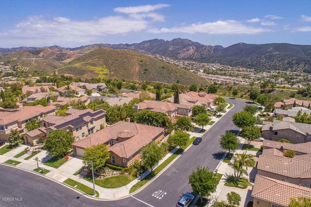 Property Photo:  3176 Eaglewood Avenue  CA 91362 