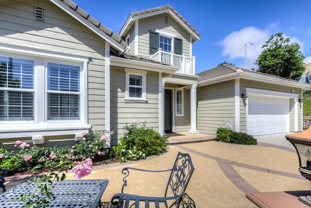 Property Photo:  5 Via Mariposa  CA 91320 