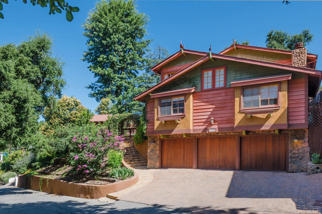 Property Photo: 20925 Gorgonia Street CA 91364