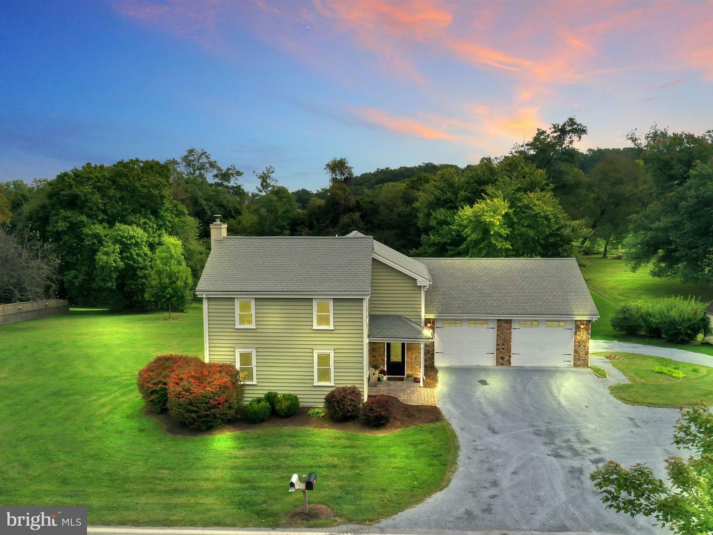 Property Photo:  1237 Rawlinsville Road  PA 17560 