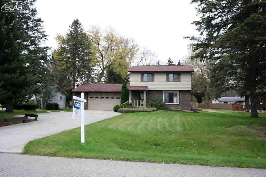 Property Photo:  6462 Brian Circle Lane  MI 48509-1377 