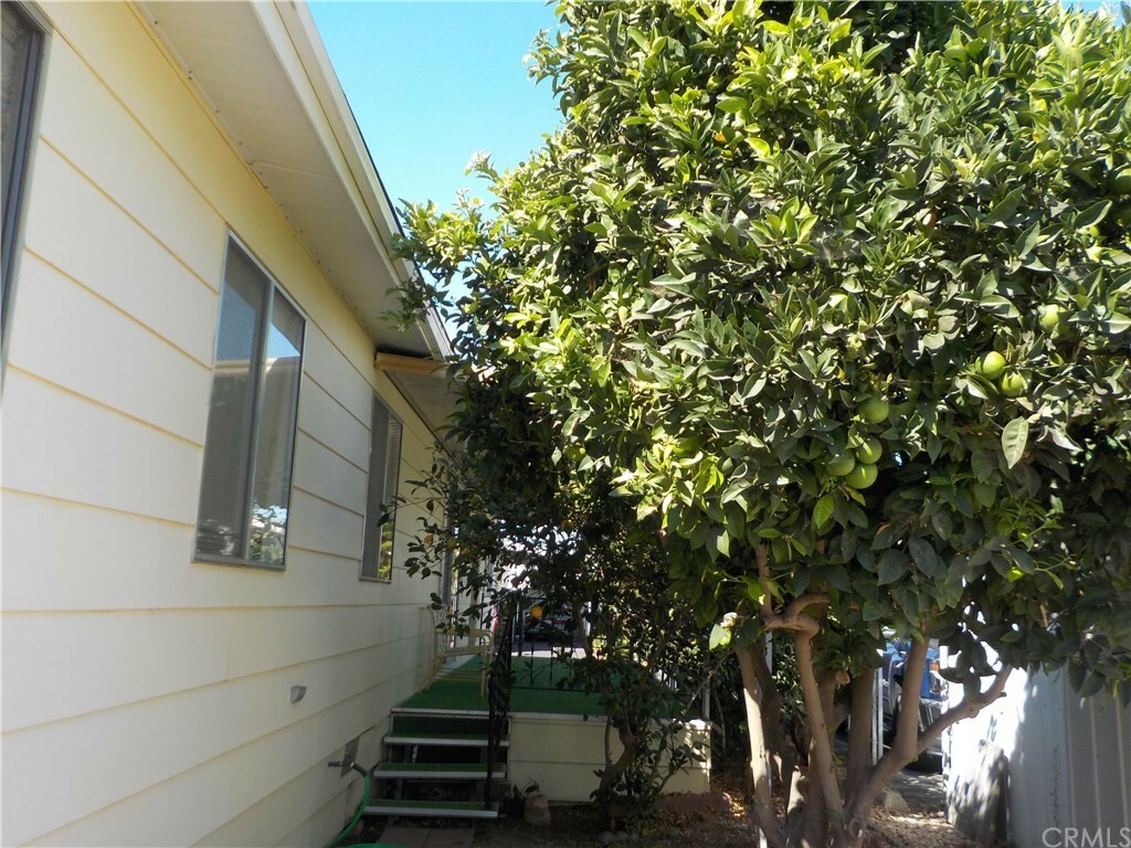 Property Photo:  1701 S Thornburg Street 20  CA 93458 