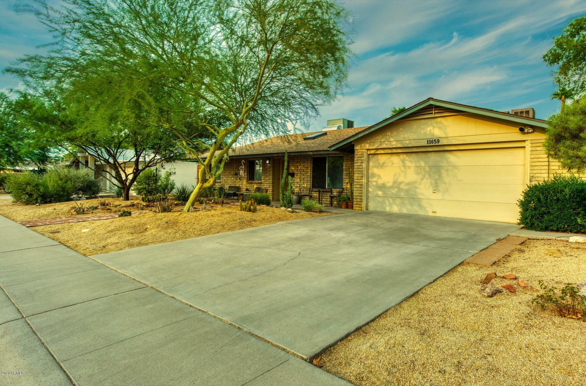 Property Photo:  11659 N 38th Street  AZ 85028 