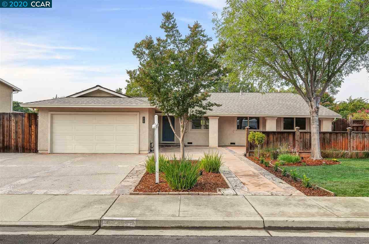 Property Photo:  2249 Stonebridge Rd  CA 94550 