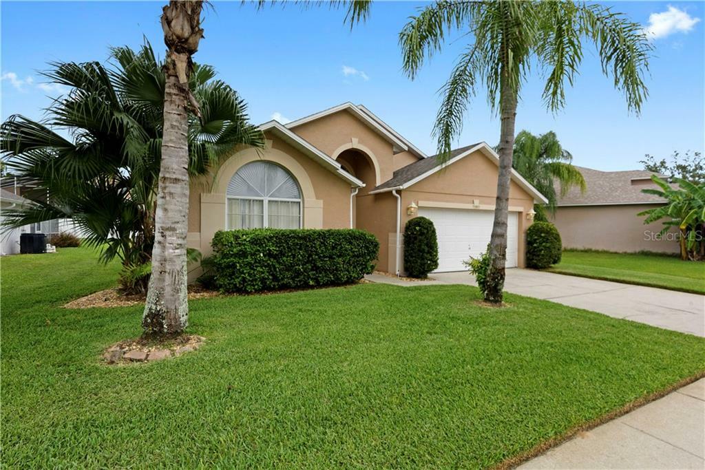 Property Photo:  7907 Golden Pond Circle  FL 34747 