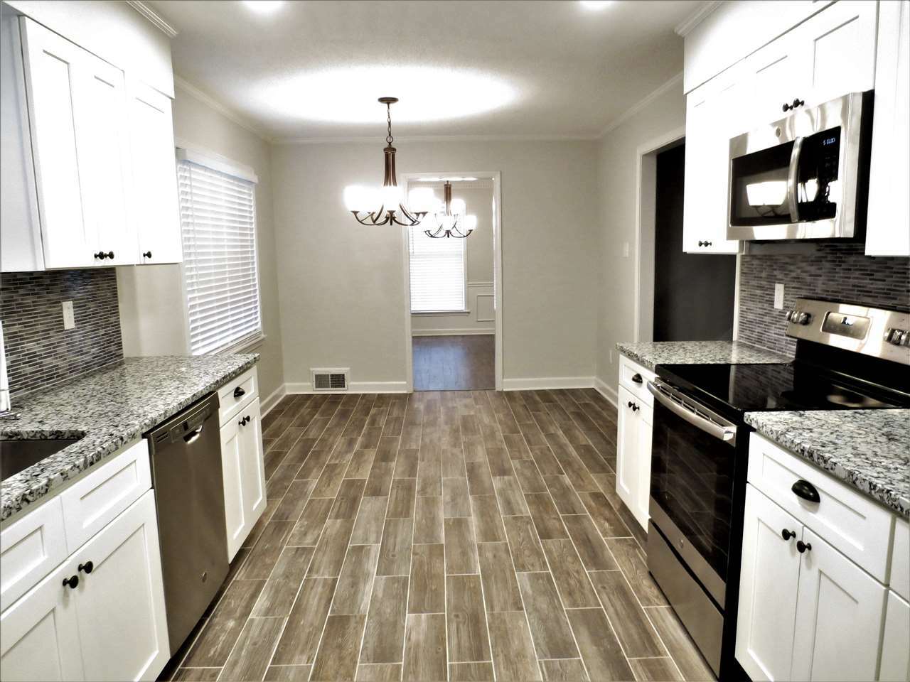 Property Photo: 7698 N McHenry Cir TN 38138