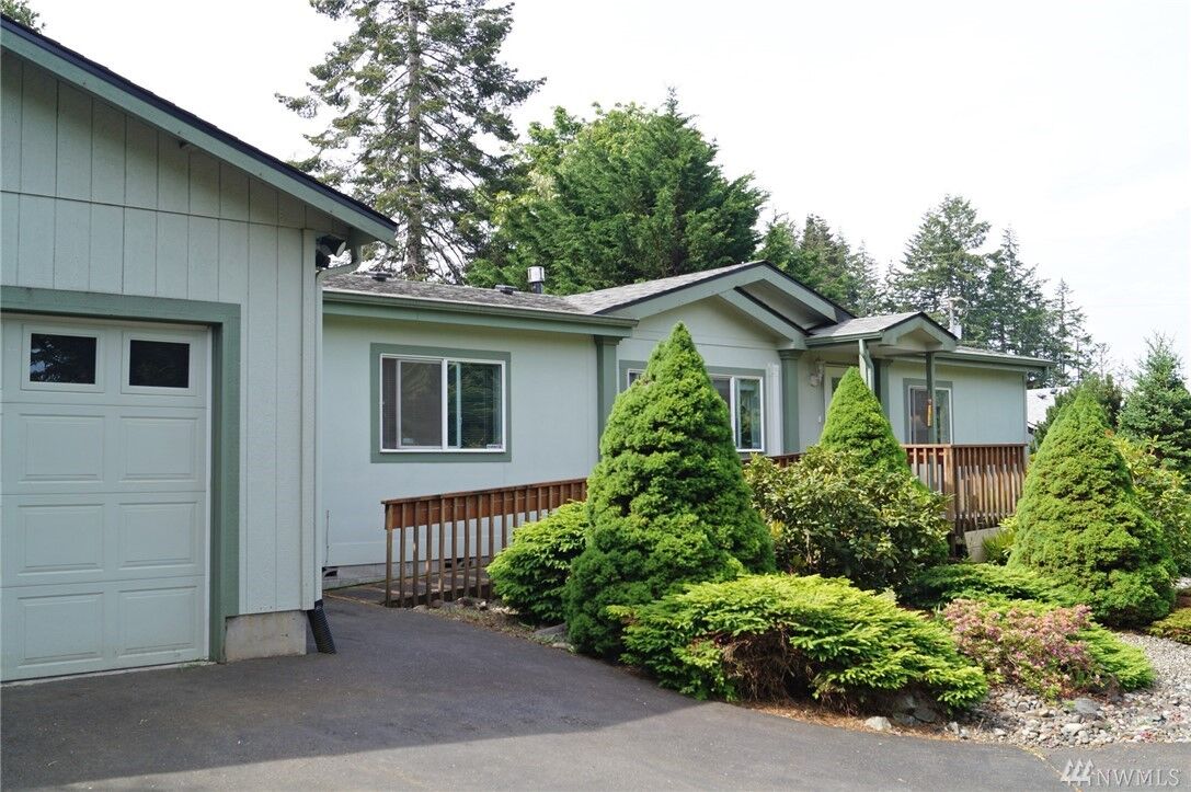 Property Photo:  1514 Mason St  WA 98584 