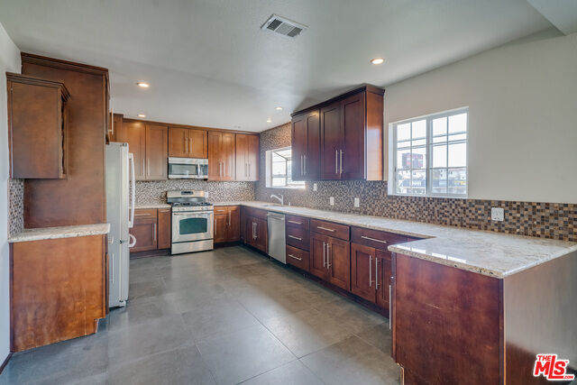 Property Photo: 1250 S Point View St CA 90035