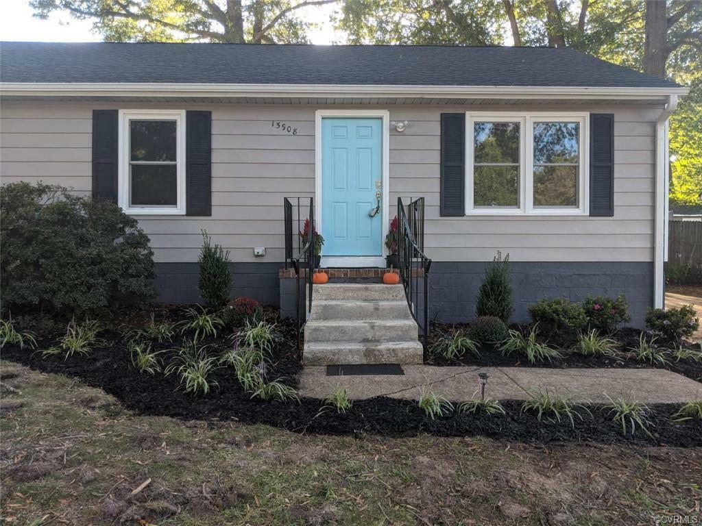 Property Photo:  15908 Gary Avenue  VA 23831 