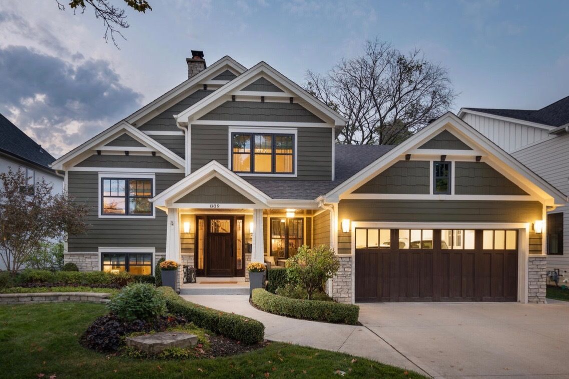 Property Photo:  889 West Benton Avenue  IL 60540 