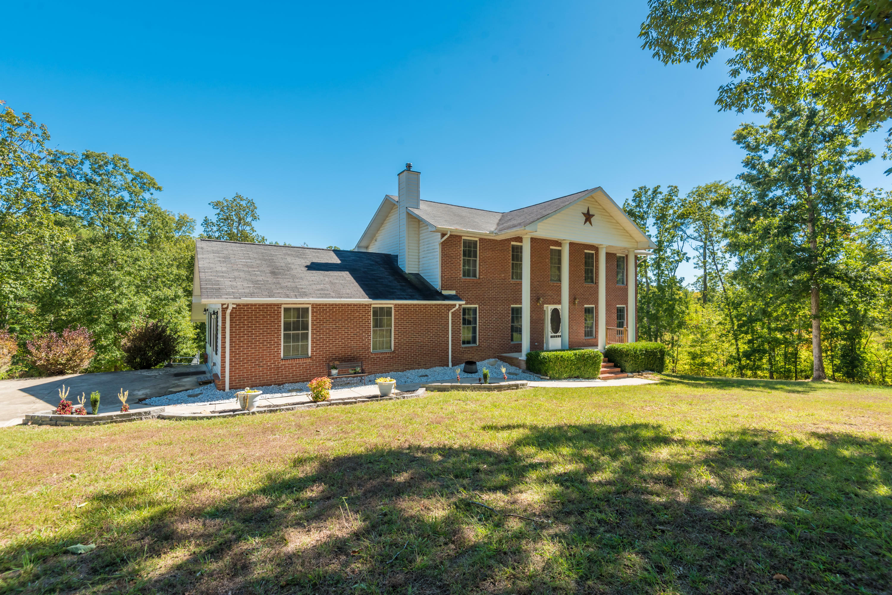 Property Photo:  285 Highland Rd  TN 37337 