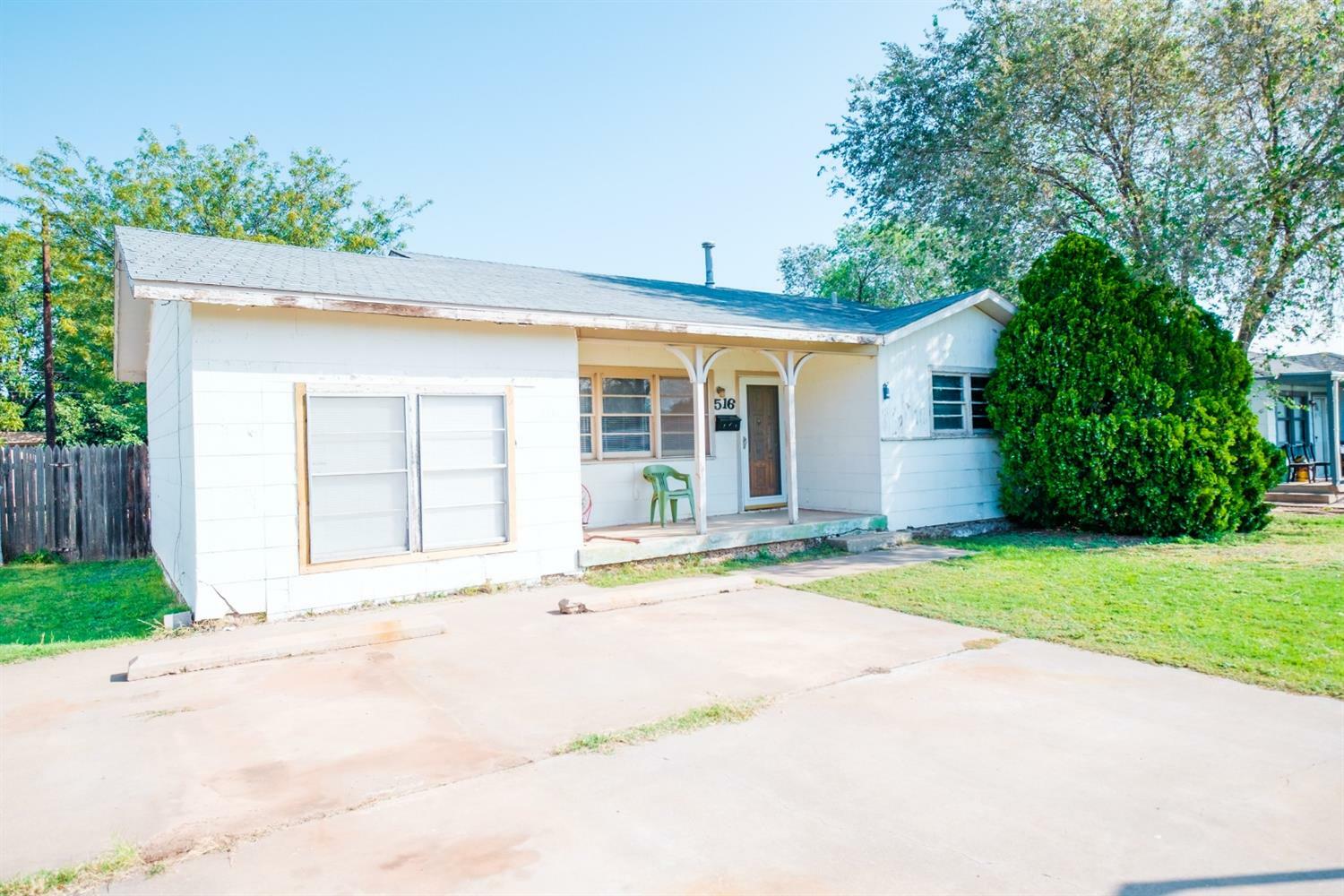 Property Photo:  516 52nd Street  TX 79404 