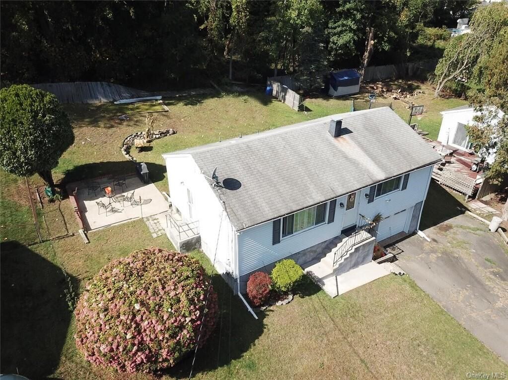 Property Photo: 9 Strachan Place NY 10923