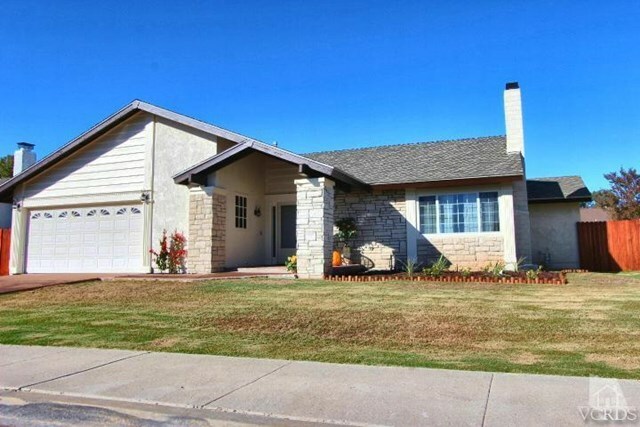 Property Photo:  297 W Clearview  CA 91360 