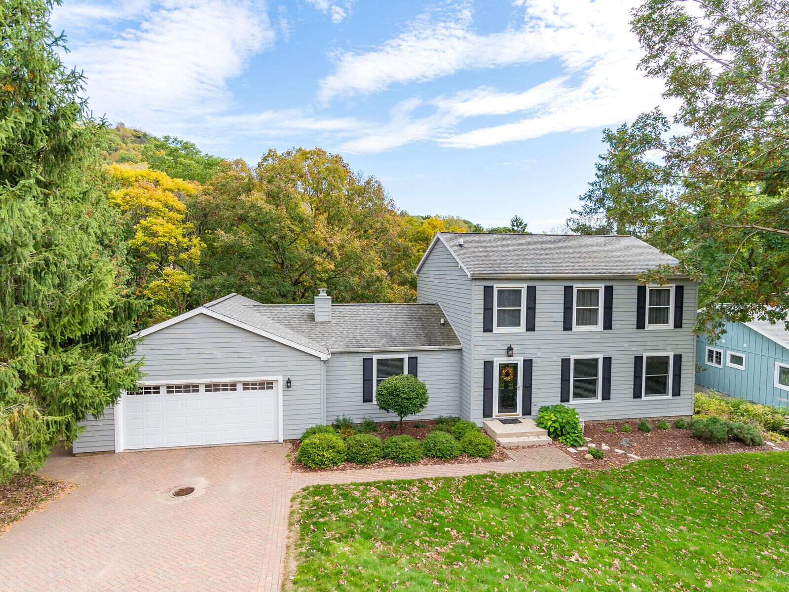 Property Photo:  N1976 Orchard Valley Dr  WI 54601 