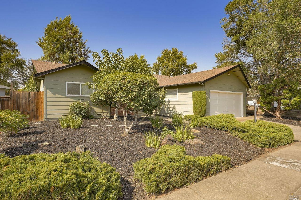 Property Photo:  773 Hoen Court  CA 95405 