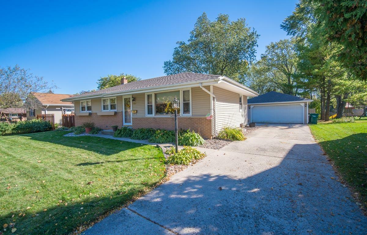 Property Photo:  411 W Monroe St  WI 53074 