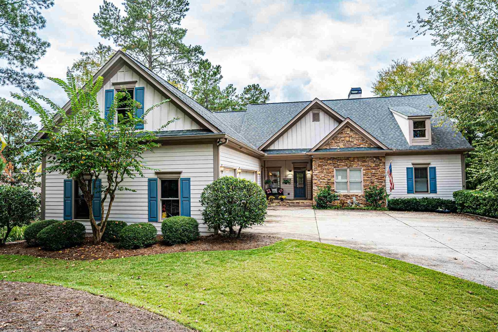 Property Photo: 1030 Olympic Court GA 30642