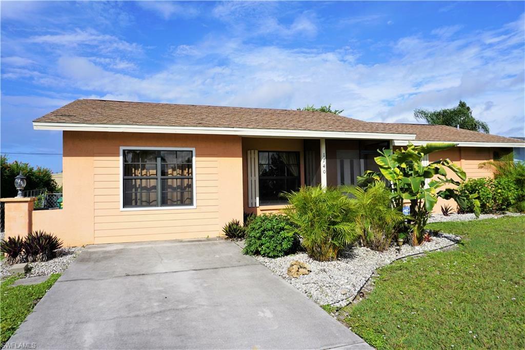 Property Photo:  1740 Faust Drive  FL 34224 