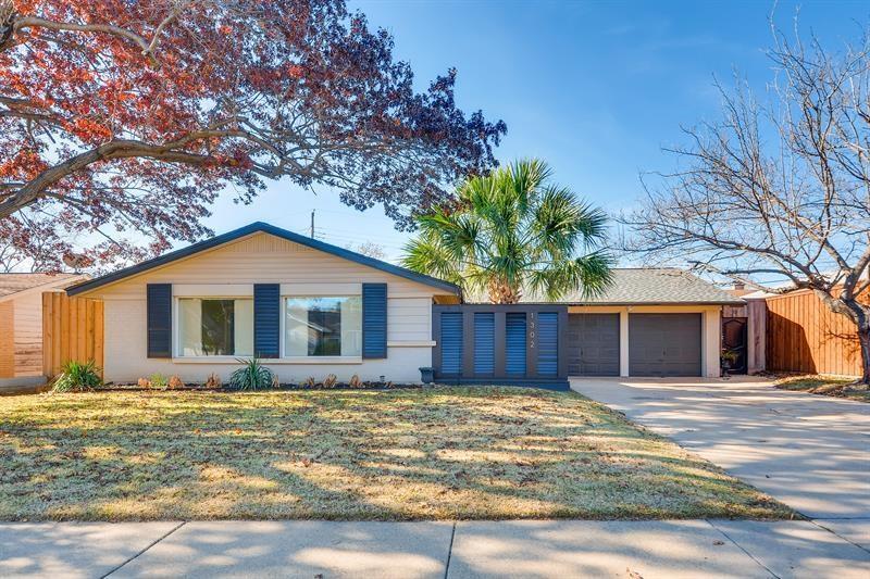 Property Photo: 1302 Doncaster Street TX 75062