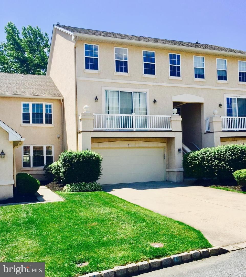 Property Photo:  7 Buckingham Place  NJ 08003 