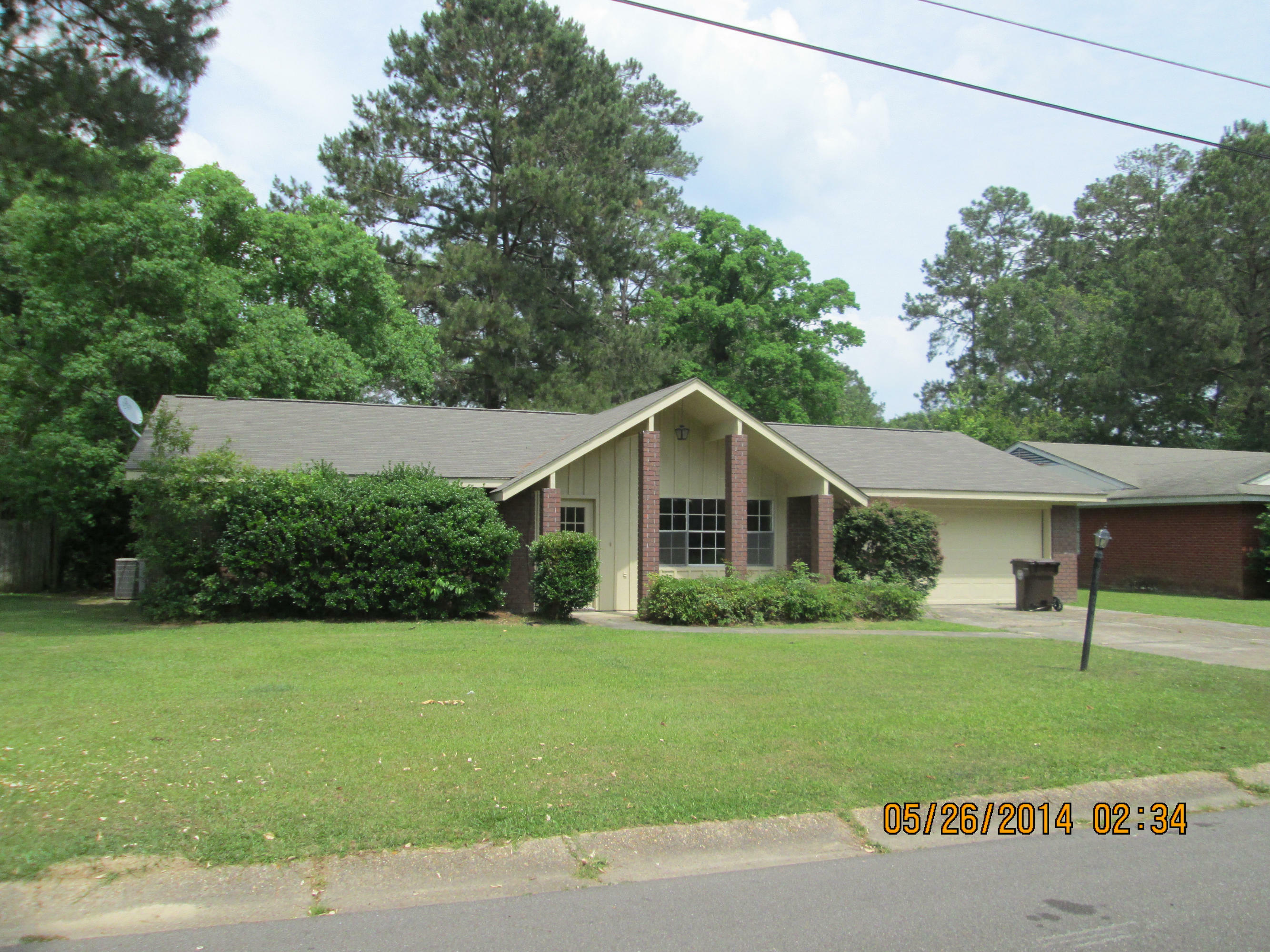 Property Photo:  712 Monterrey Ln.  MS 39402 