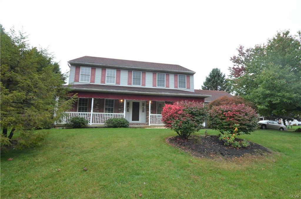 Property Photo:  696 Kesslersville Road  PA 18040 