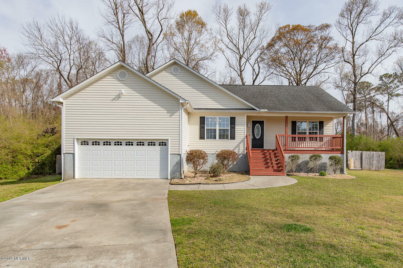 Property Photo:  102 Brookhaven Drive  NC 28574 