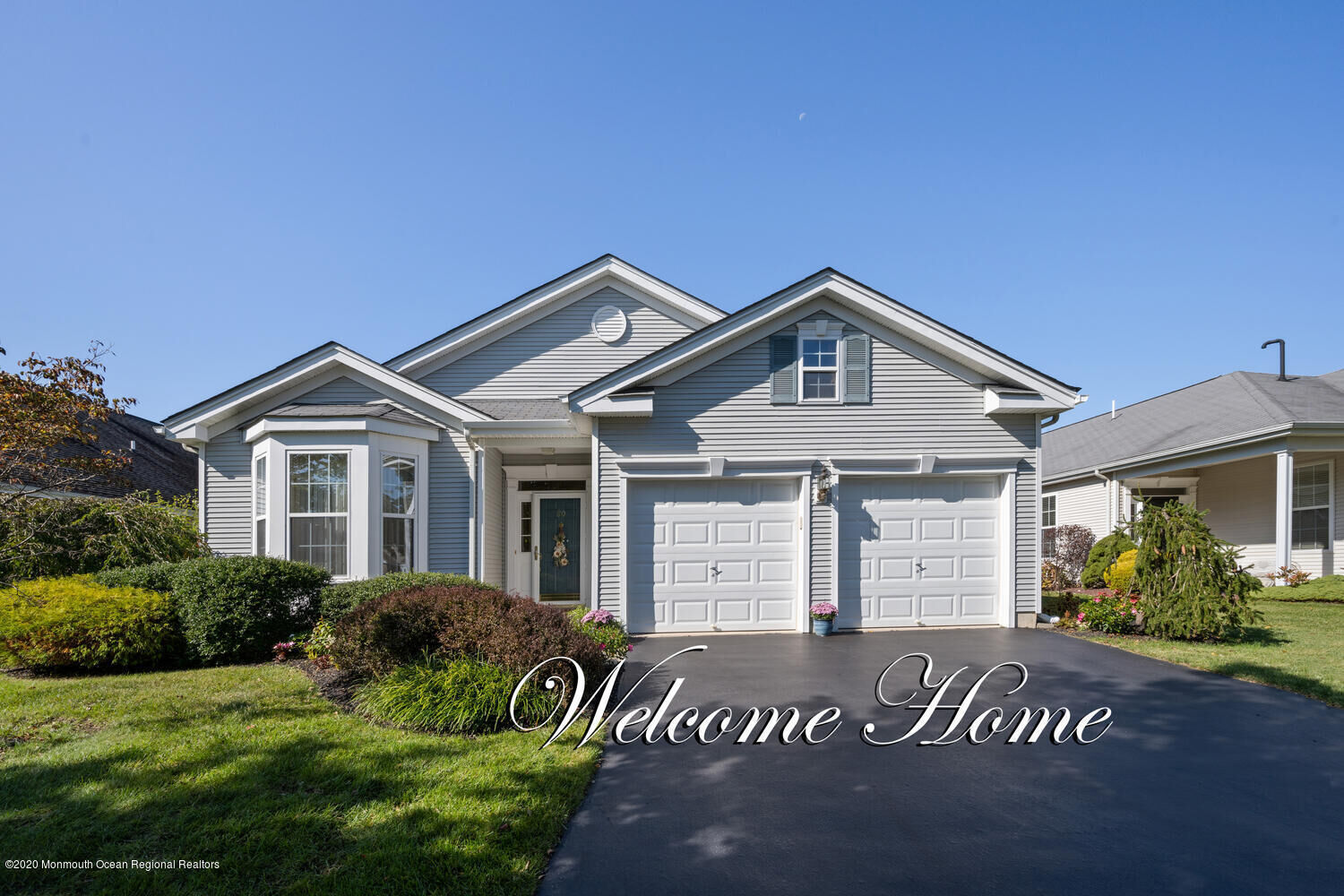 Property Photo:  80 Minuteman Circle  NJ 08501 