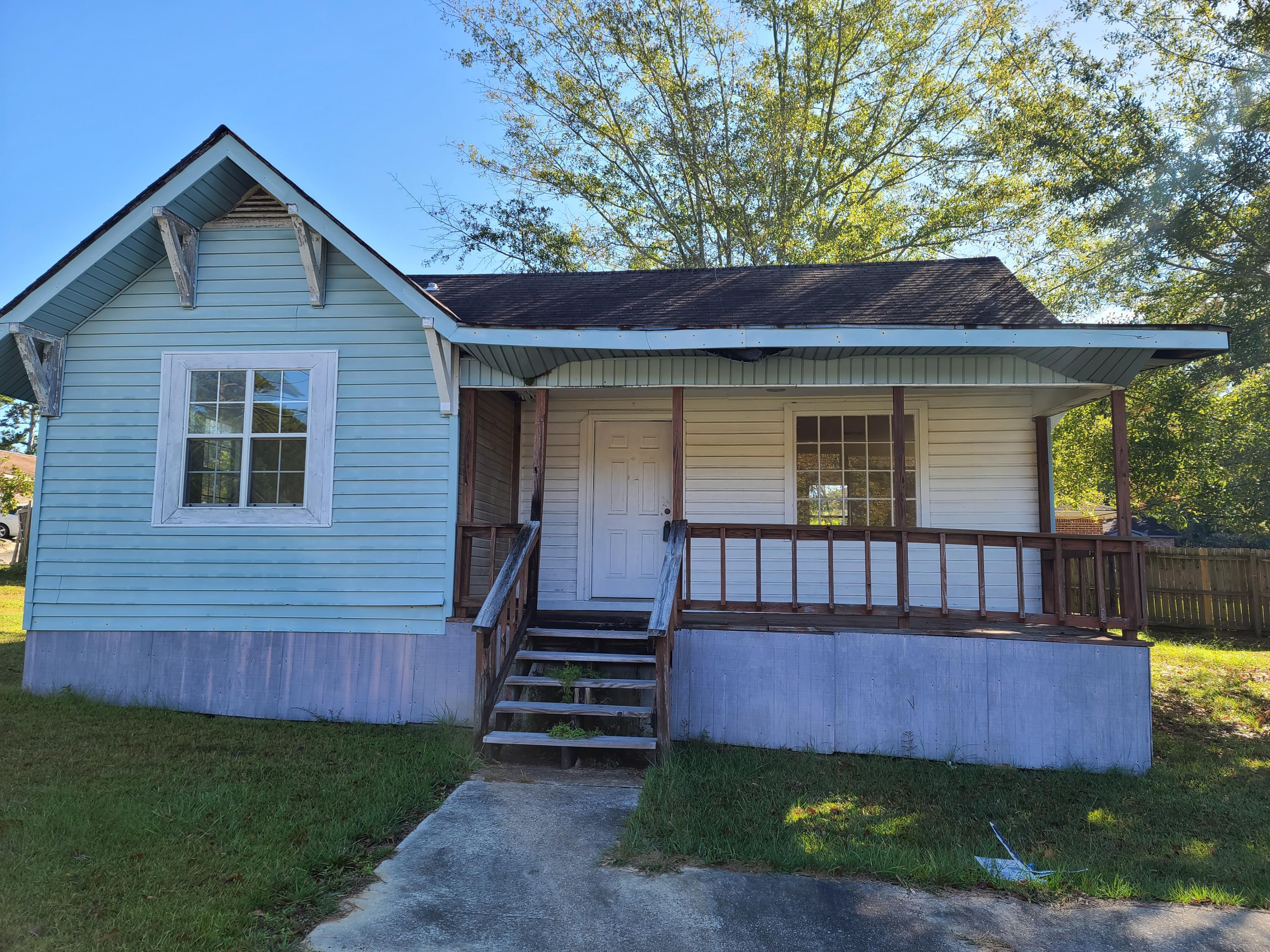 Property Photo: 1205 N 25th Ave. MS 39401
