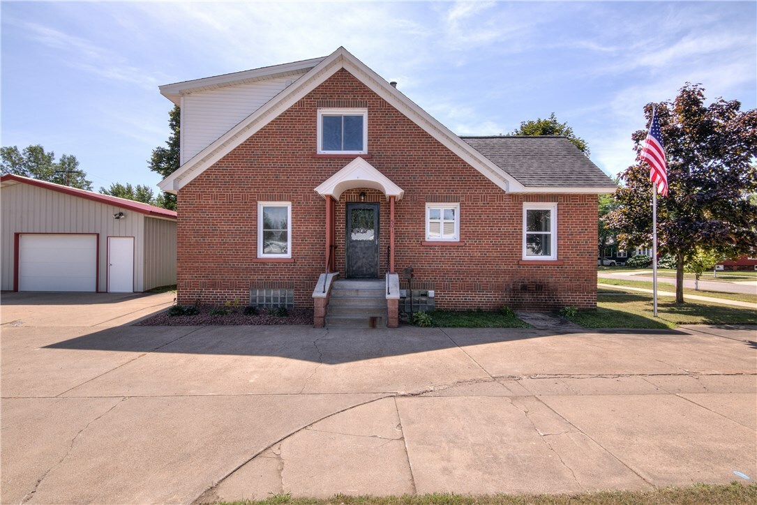 Property Photo: 501 S Main Street WI 54729