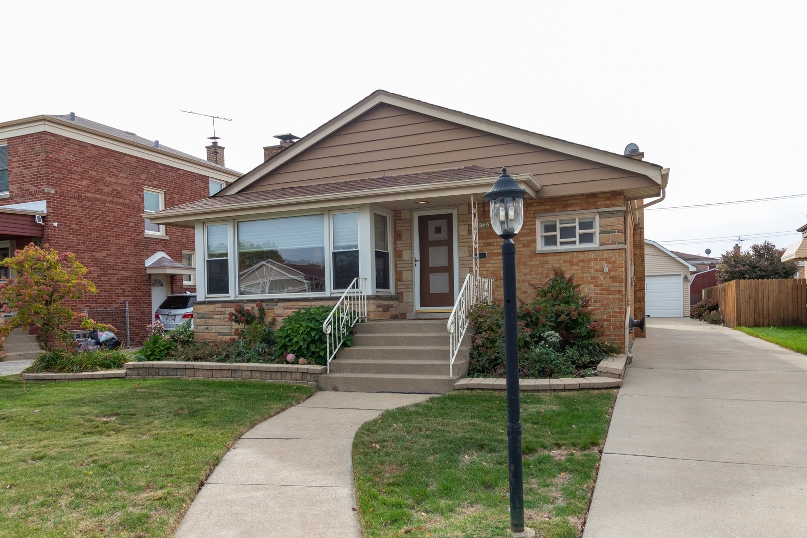 Property Photo:  2737 West 94th Street  IL 60805 