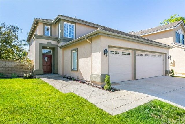 Property Photo: 22 E Greenbrier CA 92679
