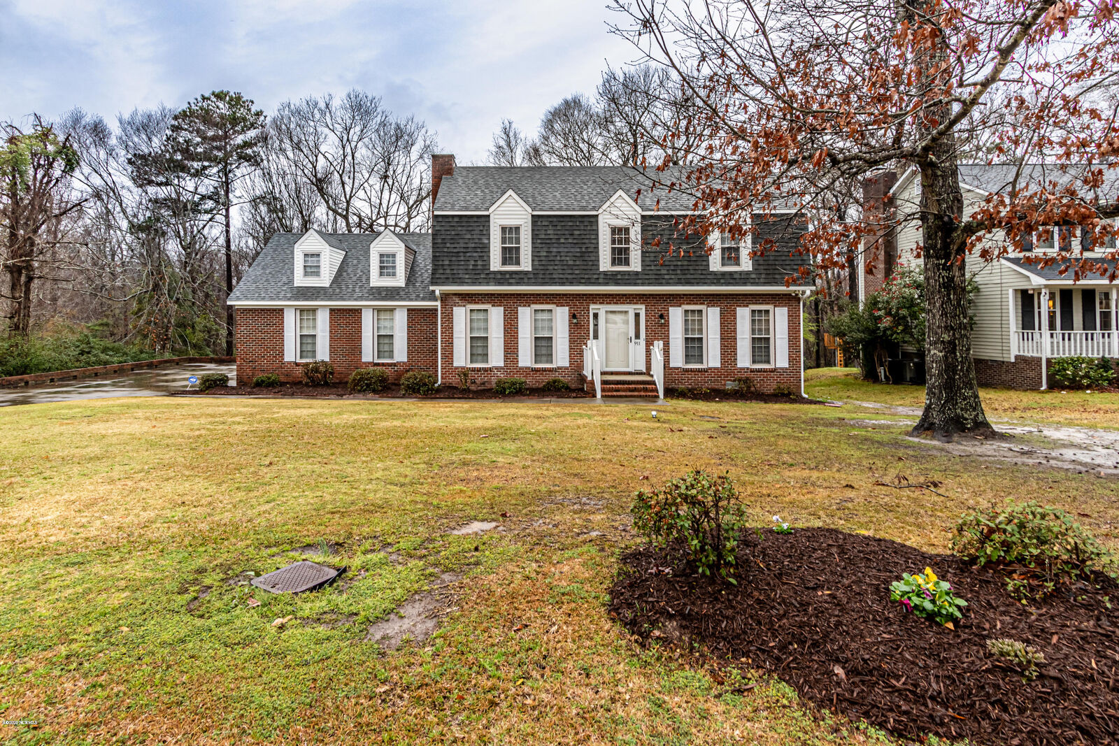 Property Photo:  911 Lynchburg Drive  NC 28546 