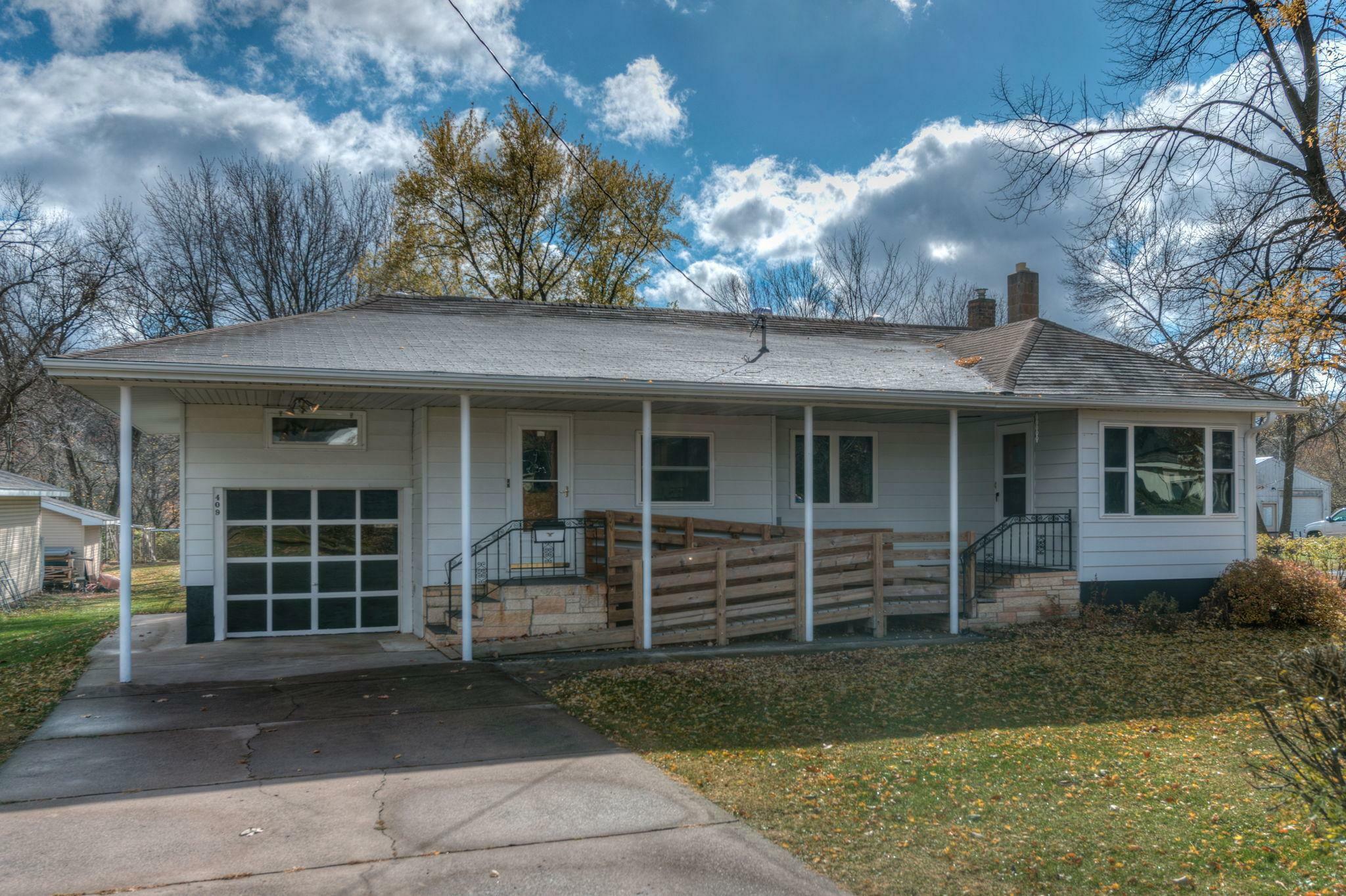 Property Photo:  409 W Mill Avenue  WI 54026 