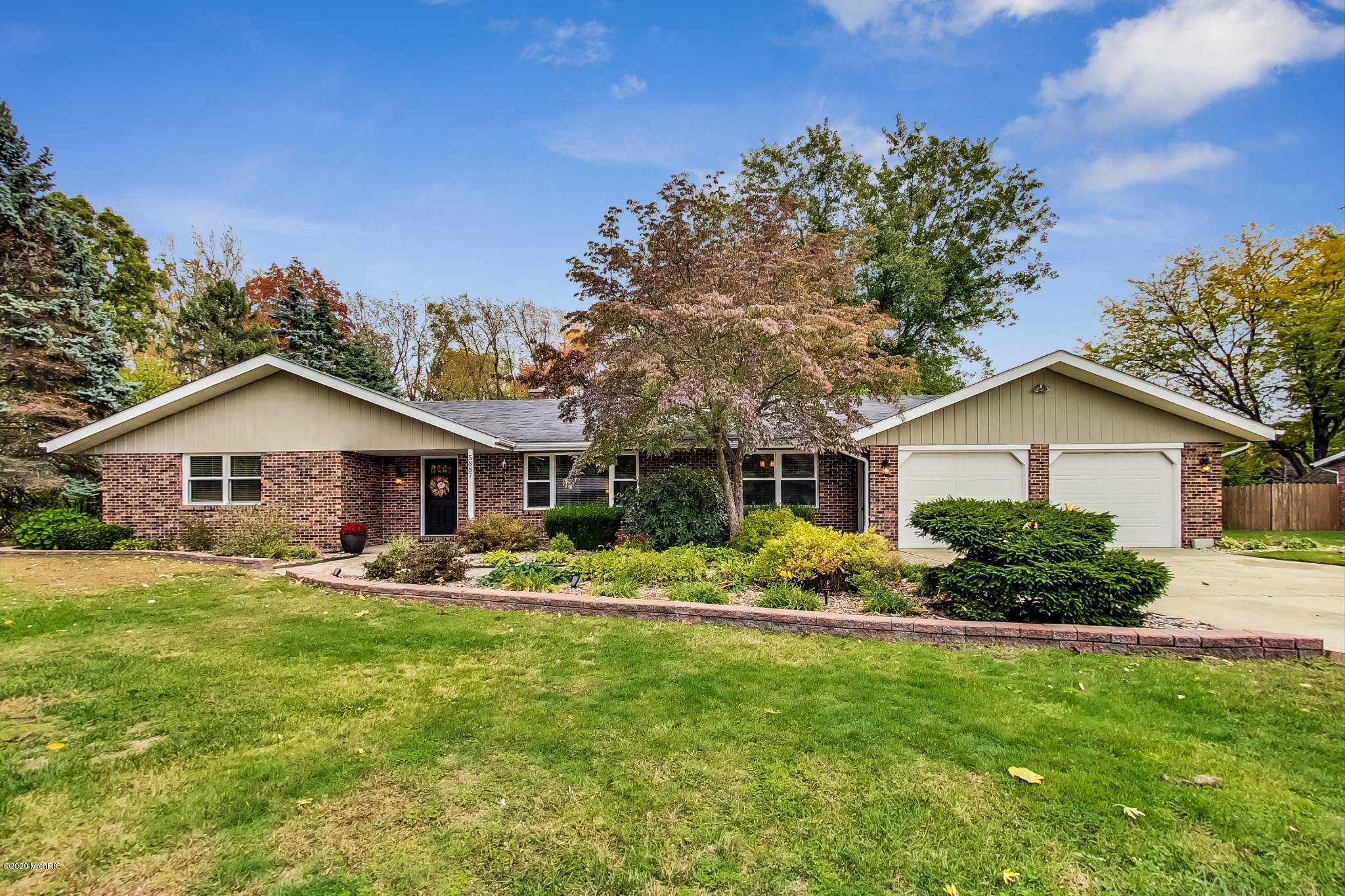 Property Photo:  5887 Echo Ridge  MI 49127 