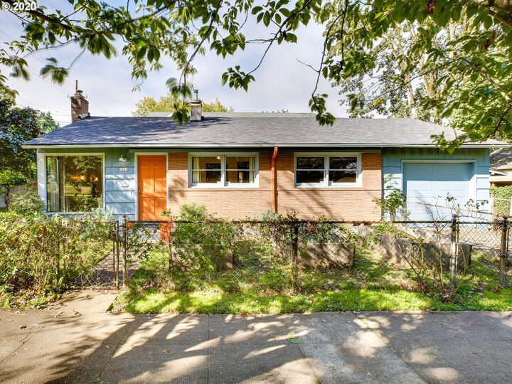 9201 N Fairhaven Ave  Portland OR 97203 photo