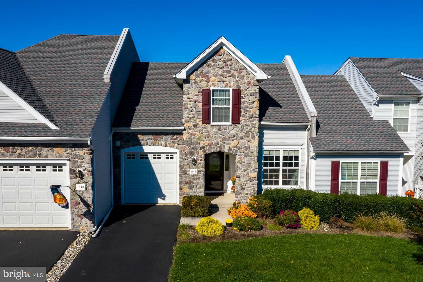 Property Photo:  1642 Dogwood Drive  PA 19060 