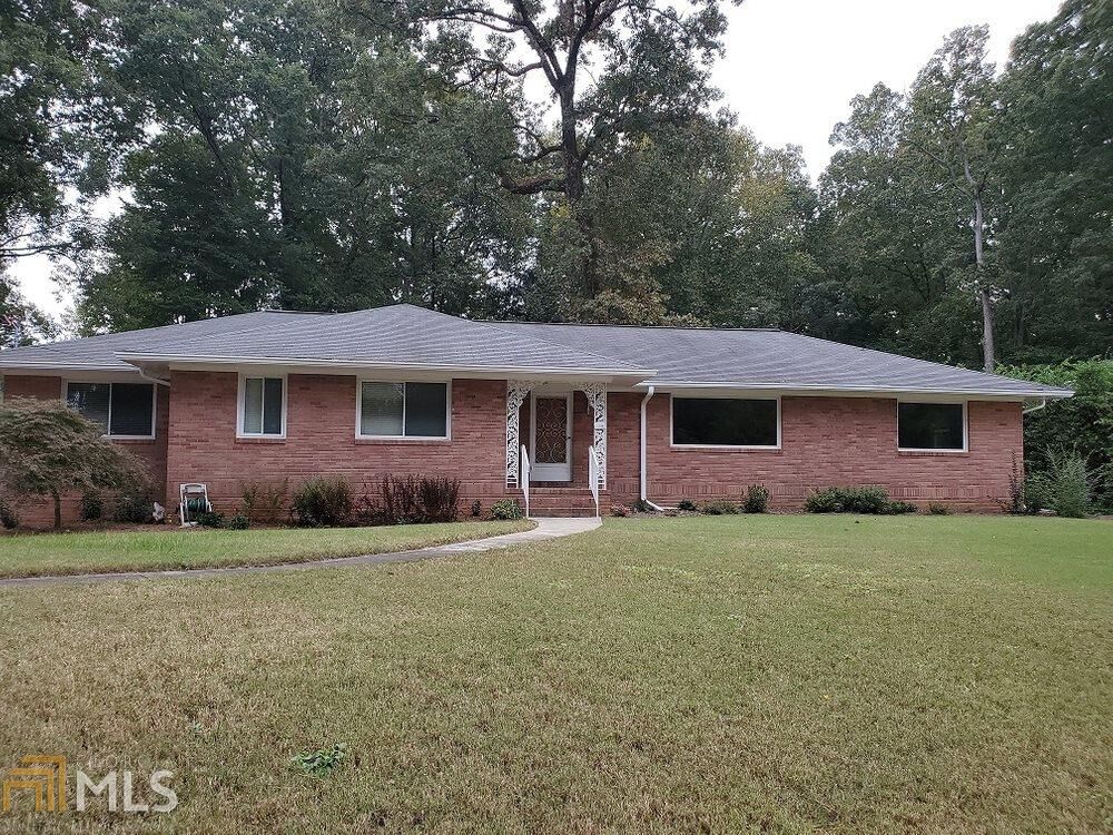 Property Photo:  1622 Alderbrook Road NE  GA 30345 