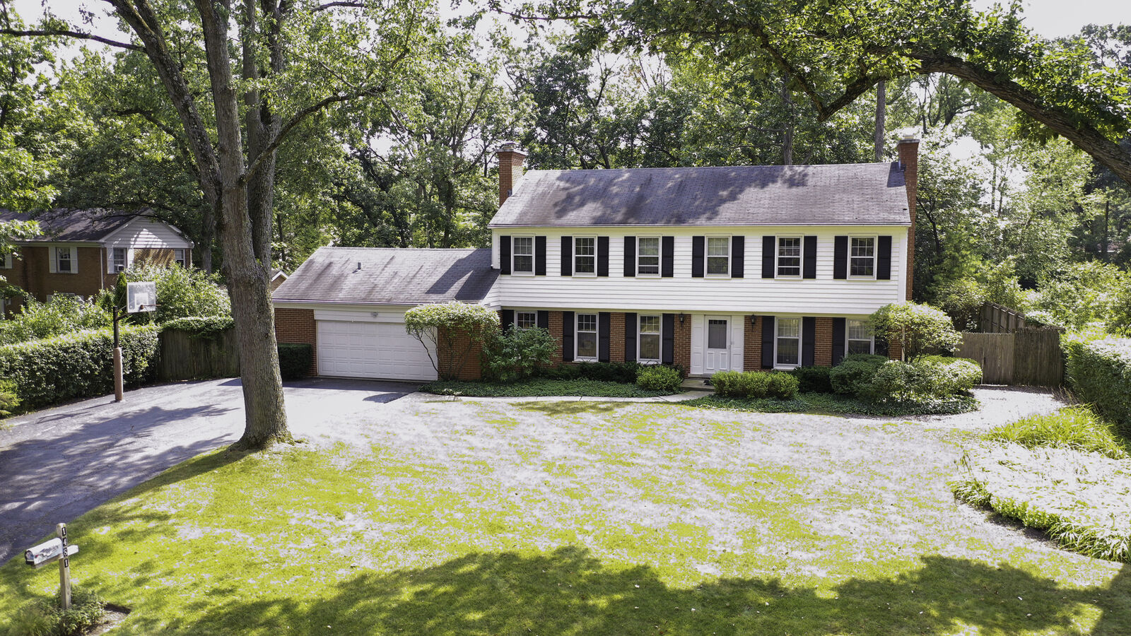 Property Photo: 1481 Lawrence Avenue IL 60045