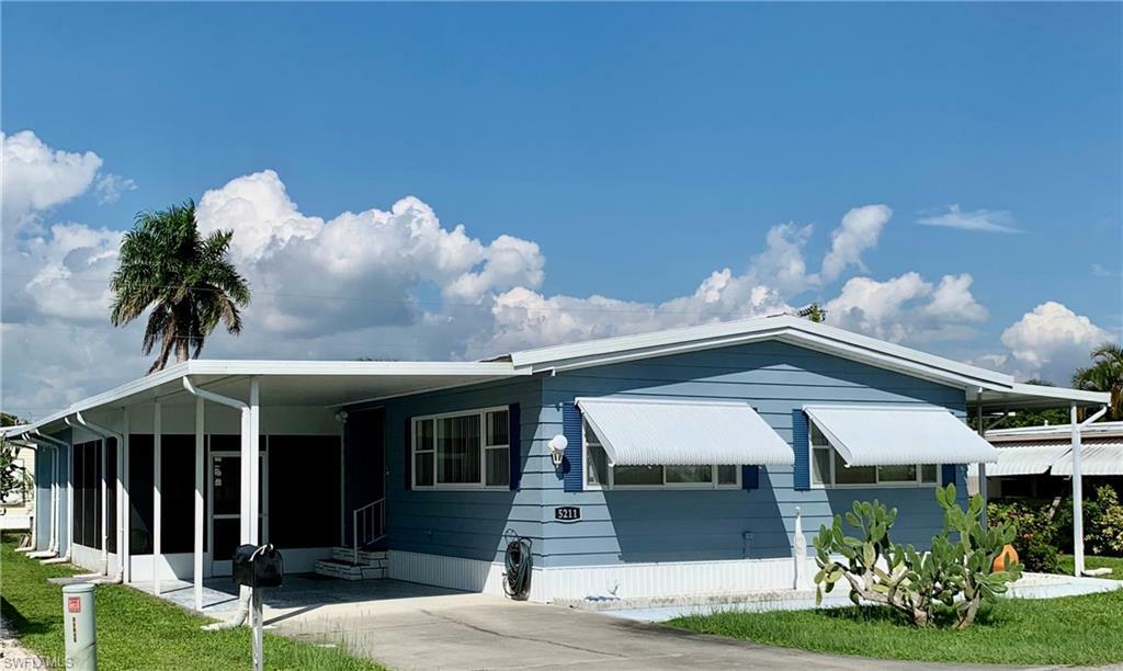 Property Photo:  5211 Forest Park Drive  FL 33917 