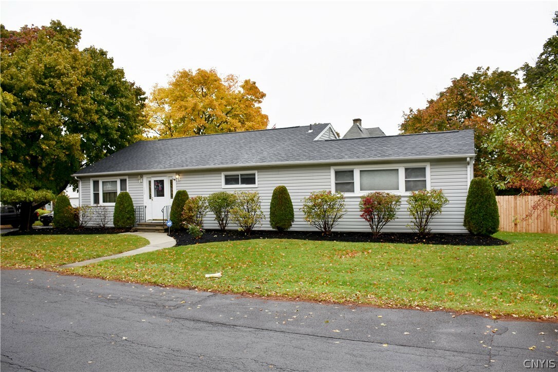 Property Photo:  130 Darlington Road E  NY 13208 