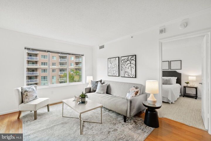 3101 N Hampton Drive 414  Alexandria VA 22302 photo