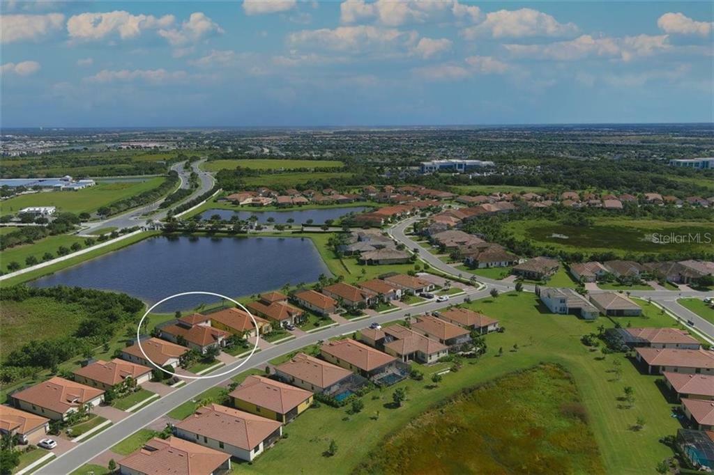 Property Photo: 10211 Marbella Drive FL 34211