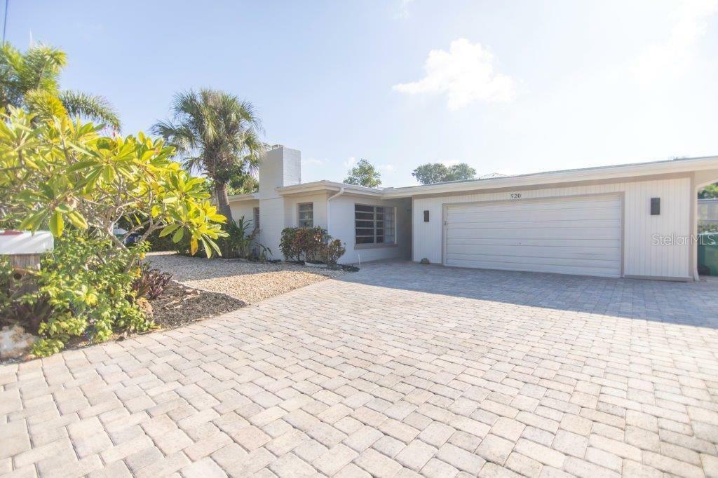 Property Photo:  520 De Narvaez Drive  FL 34228 