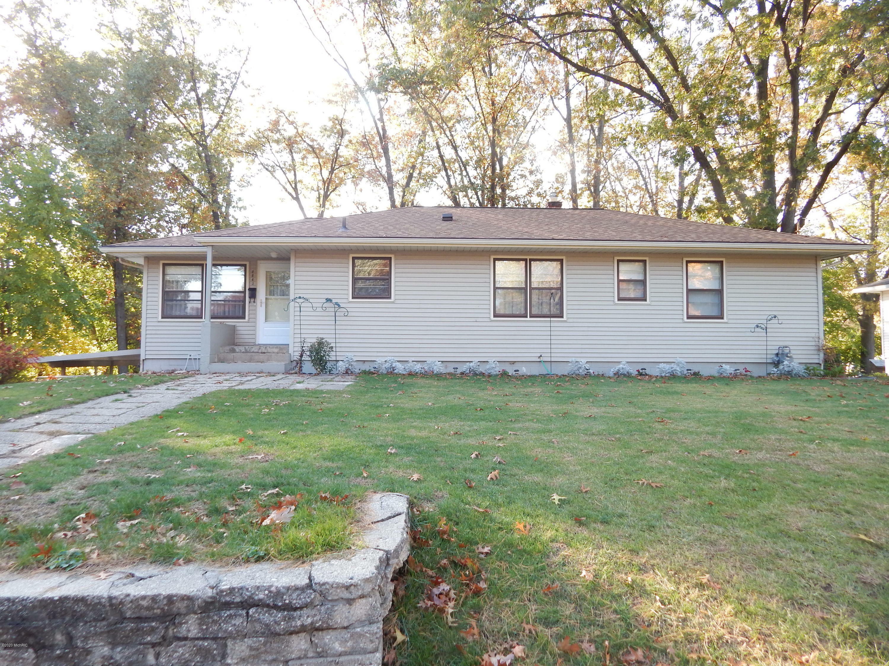 Property Photo:  3843 Perry Avenue SW  MI 49519 