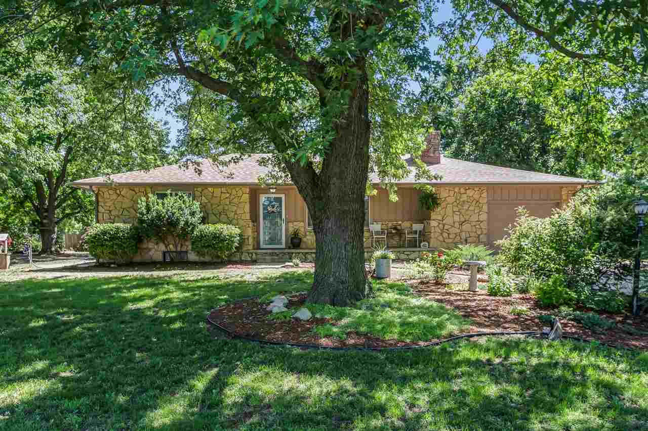 Property Photo: 15517 Paint Pony Trail KS 67025