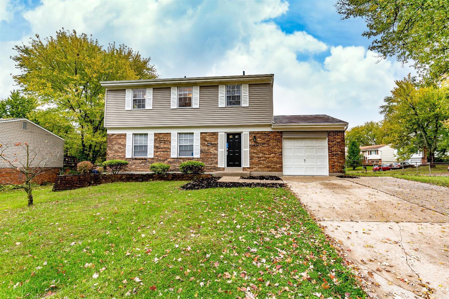 Property Photo: 10242 Crestland Ct OH 45251