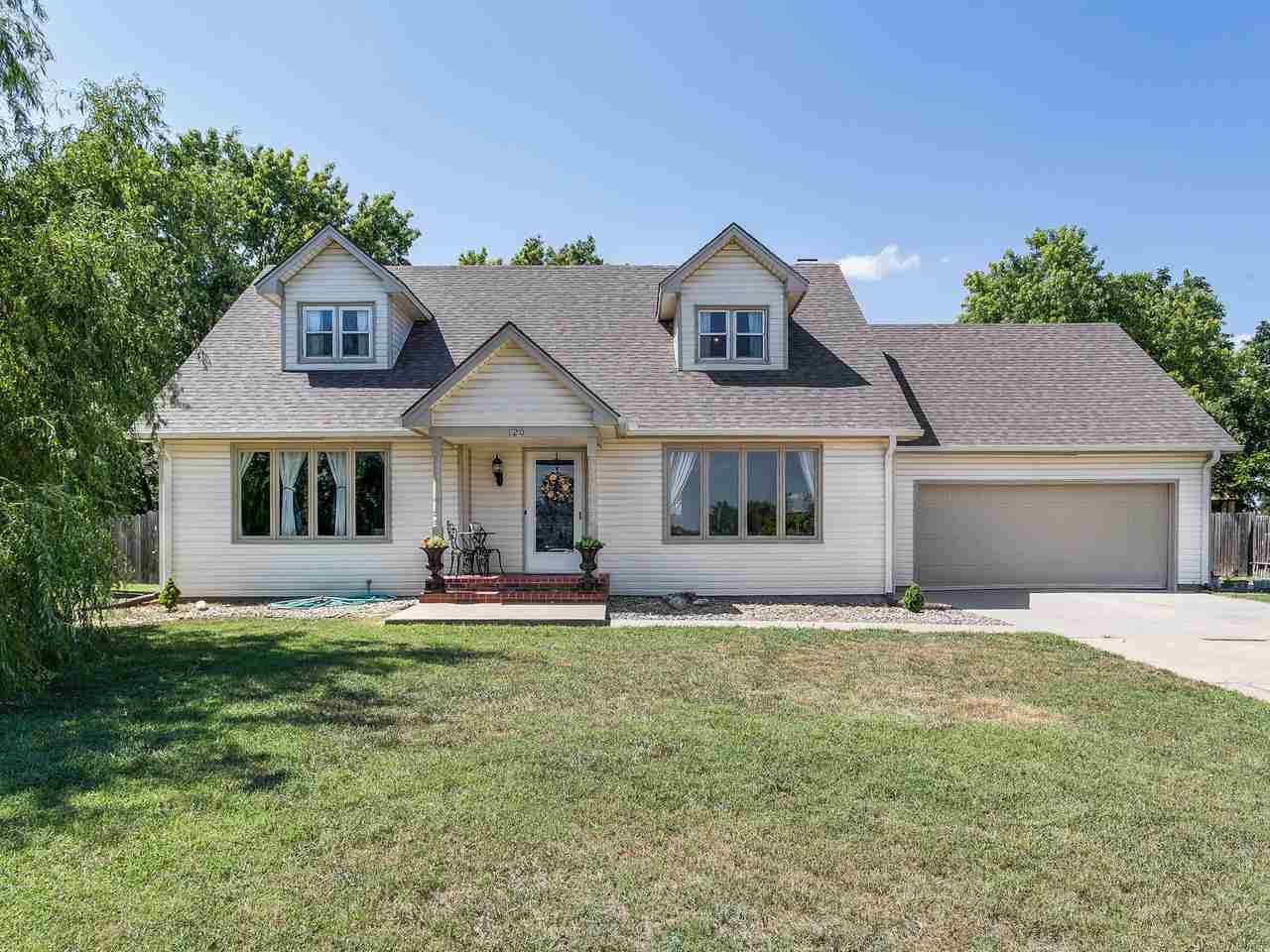Property Photo: 120 S Lexington Ct. KS 67002