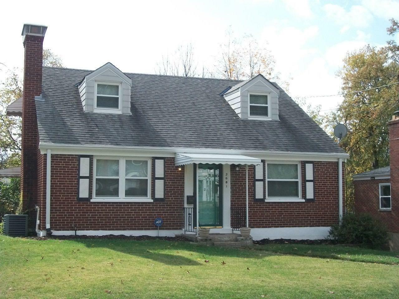 Property Photo: 2681 Byrneside Dr OH 45239